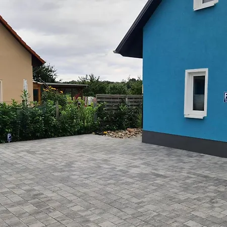 Ostseebad-zinnowitz-kernsanierte-maisonette-wohnung-himmel شقة *