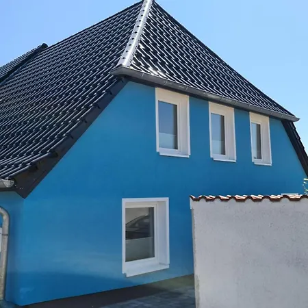 Ostseebad-zinnowitz-kernsanierte-maisonette-wohnung-himmel شقة زينوويتز