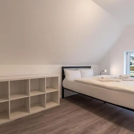 Ostseebad-zinnowitz-kernsanierte-maisonette-wohnung-himmel شقة زينوويتز